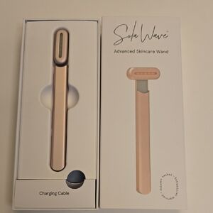 SolaWave Advanced Skincare Wand in Pink